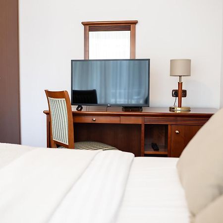 Hotel Zvezda Murska Sobota Εξωτερικό φωτογραφία
